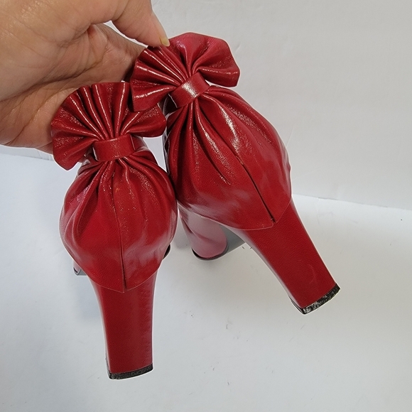 VTG PROXY Made in Spain Red Pointed Toe Pump Shoes Sz 9.5 Leather Bow Accent - Picture 5 of 12